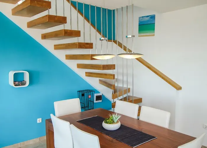Penthouse Sunset Bay Apartment